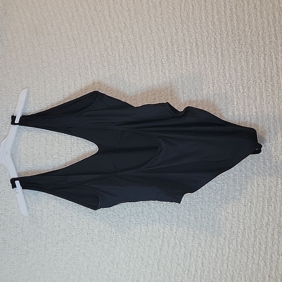 Sports Illustrated Swimsuit One Piece Size 16 NWT Retail $99 - Picture 2 of 5